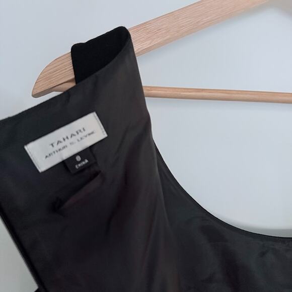 Classic Black Sheath Dress by Tahari Arthur S. Levine WMNS Size 8 Formal Lined - Picture 9 of 16